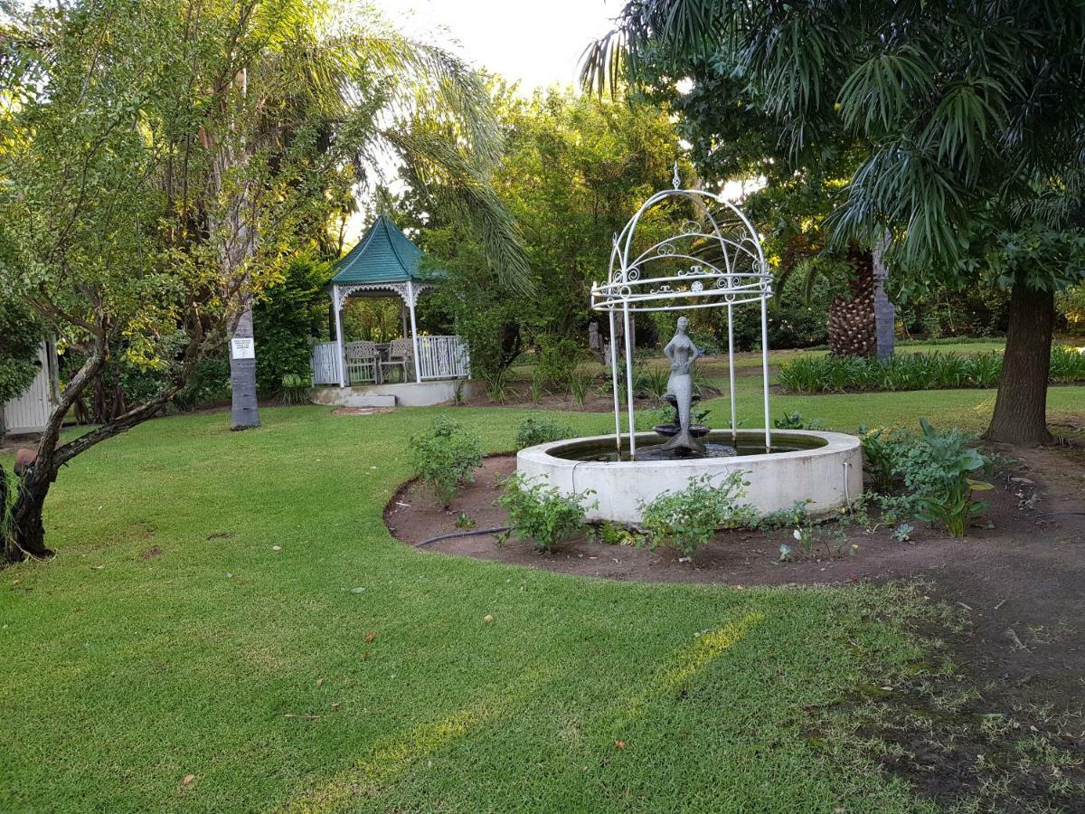 Zonnevanger Guesthouse Noorder-Paarl Екстериор снимка