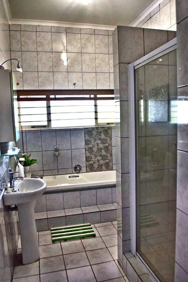 Zonnevanger Guesthouse Noorder-Paarl Екстериор снимка